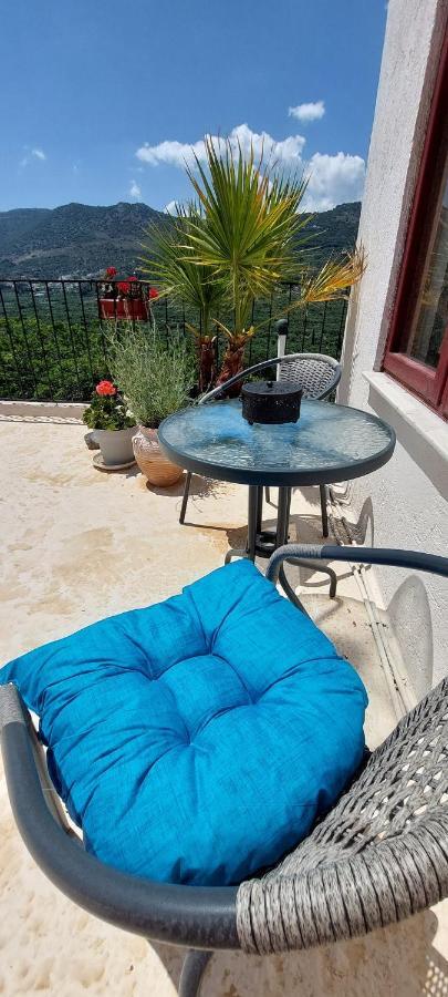 Villa Sarichel Nikithianos Exteriör bild