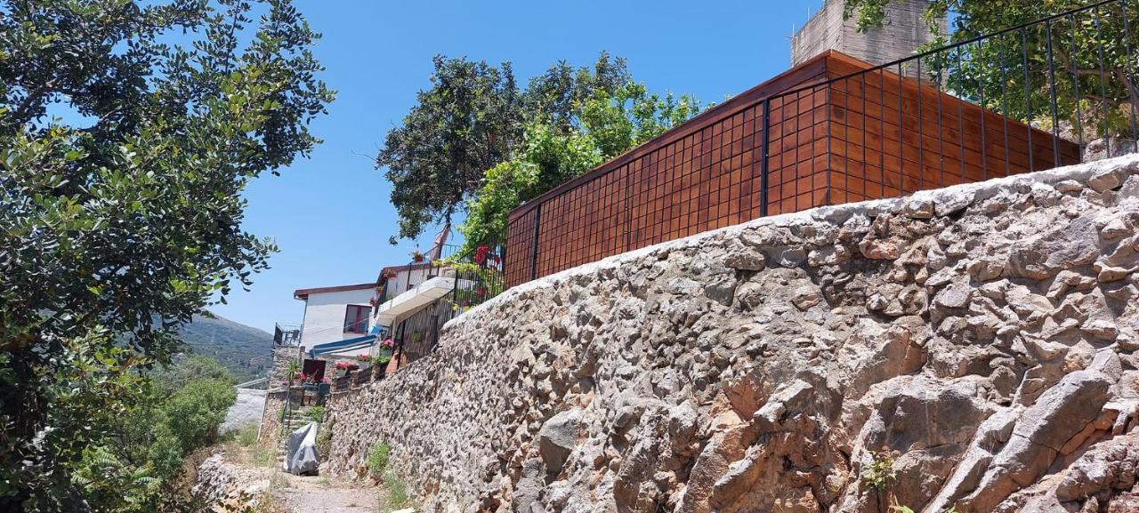 Villa Sarichel Nikithianos Exteriör bild